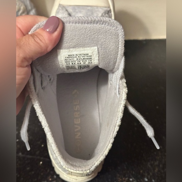 Converse
Chuck Taylor All Star Lugged 2.0 Cozy Utility Sneakers - Picture 6 of 9